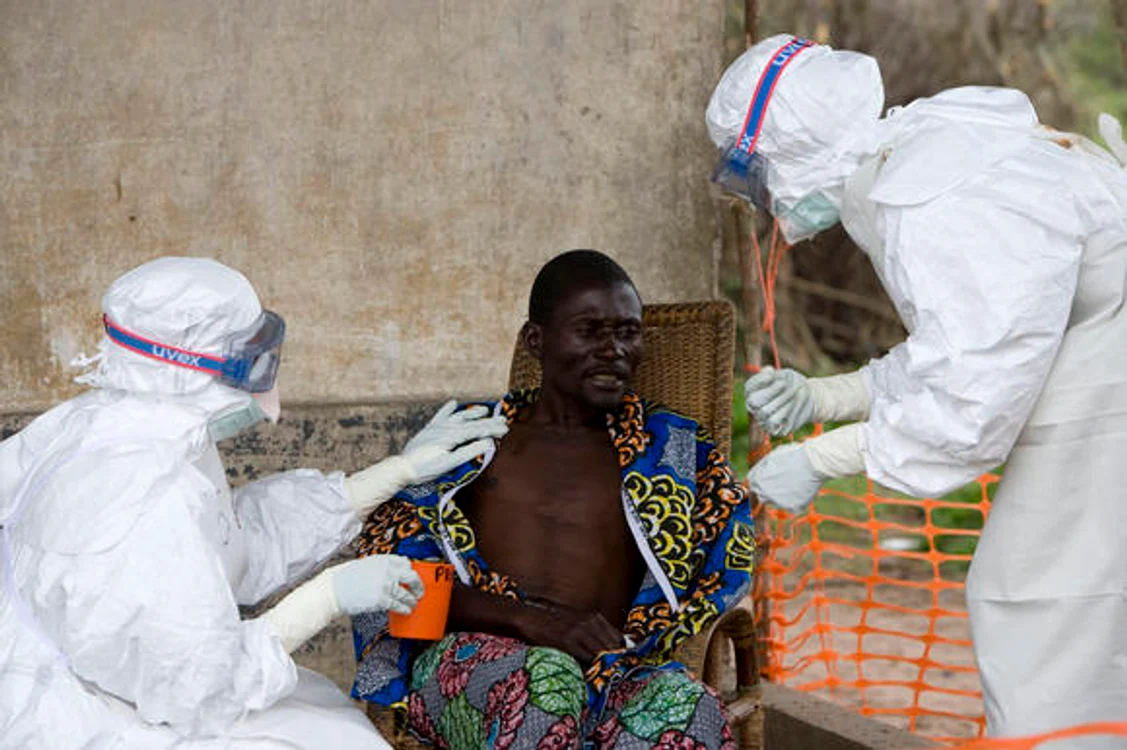 
    Medicul lucra într-un centru de tratament din Sierra Leone  