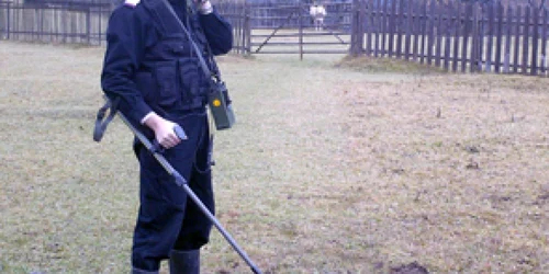 Neamţ: Portret/Costel Chertic: Curăţă judeţul de schijele războiului