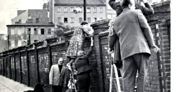 Zidul Berlinului Sursa berliner-mauer-gedenkstaette.de