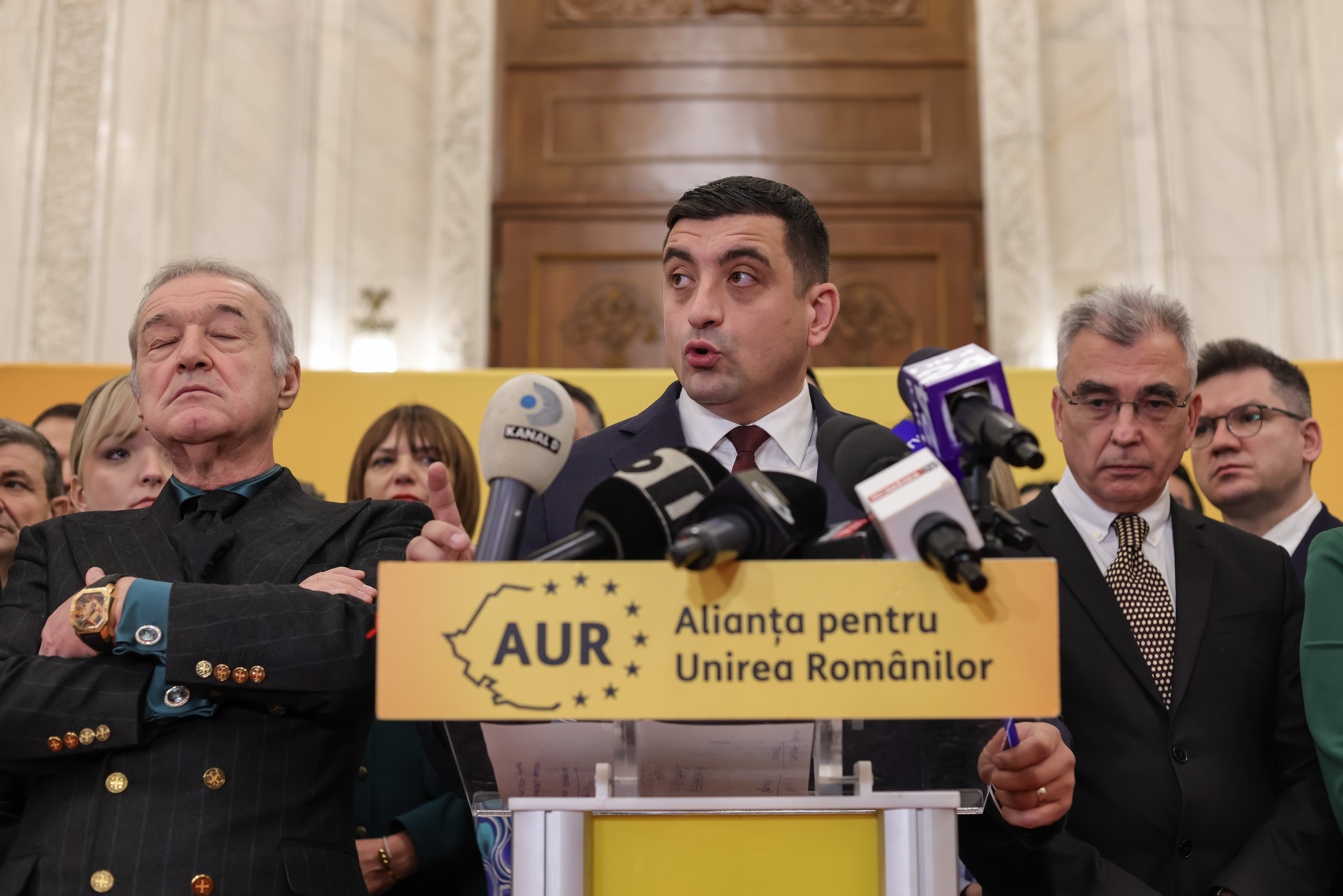 Gigi Becali și George Simion FOTO  Inquam Photos / Sabin Cirstoveanu