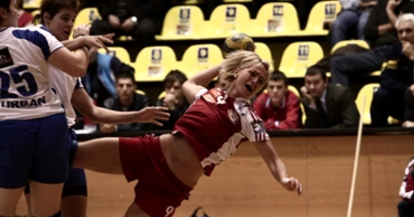 Champions League, handbal / Oltchim a bătut şi pe ETO Gyor: 26-22!