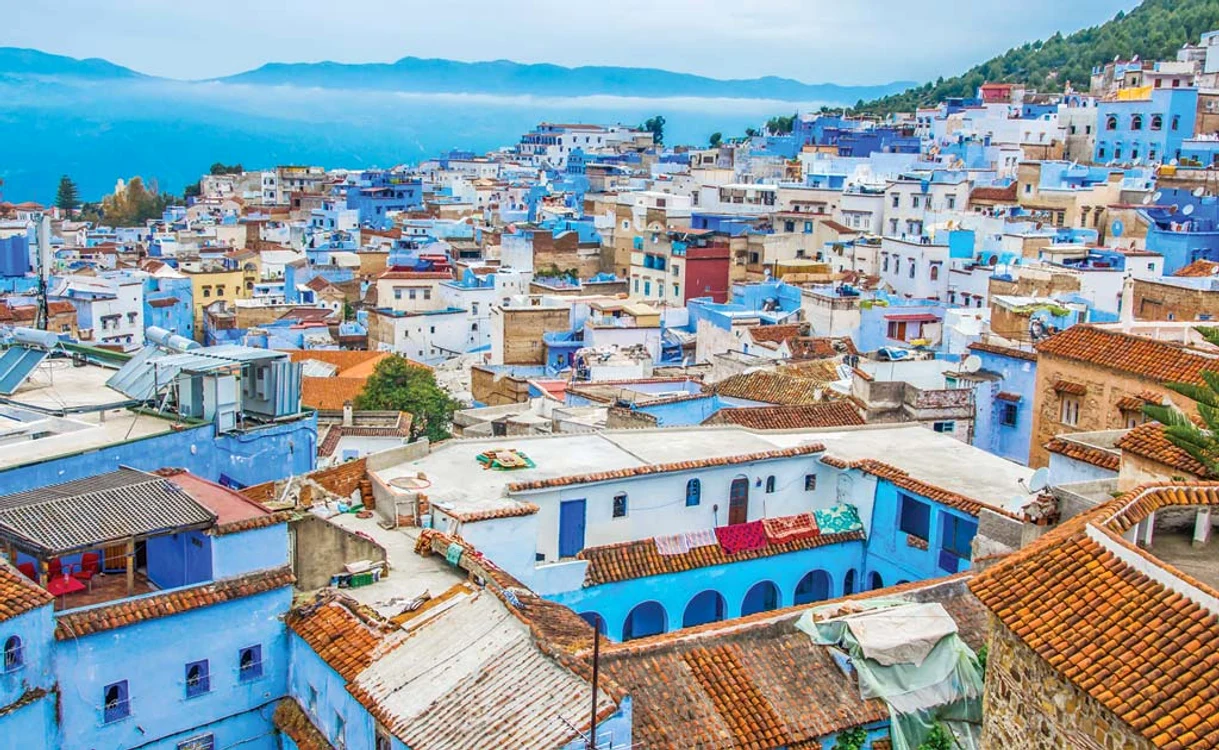 
    India. Jaipurul este populat de 3,1 milioane de locuitori şi din 2019 a fost declarat de UNESCO ”Oraşul roz al Indiei”  