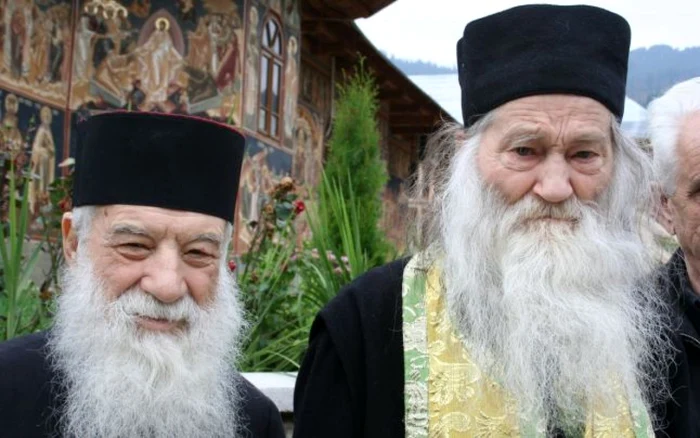Părinţii duhovnici Calciu Dumitreasa (stânga) şi Iustin Pârvu FOTO jurnalspiritual.eu