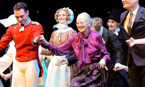 Regina Margrethe la premiera spectacolului de balet Spărgătorul de nuci   Casa Regală daneză (2) jpg