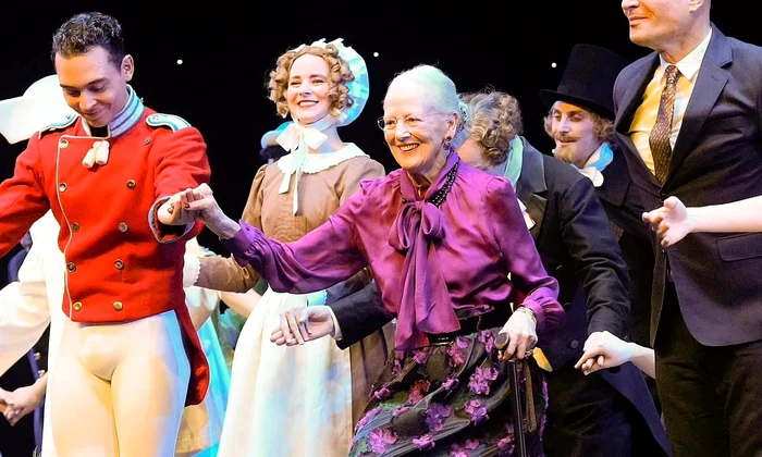 Regina Margrethe la premiera spectacolului de balet Spărgătorul de nuci   Casa Regală daneză (2) jpg