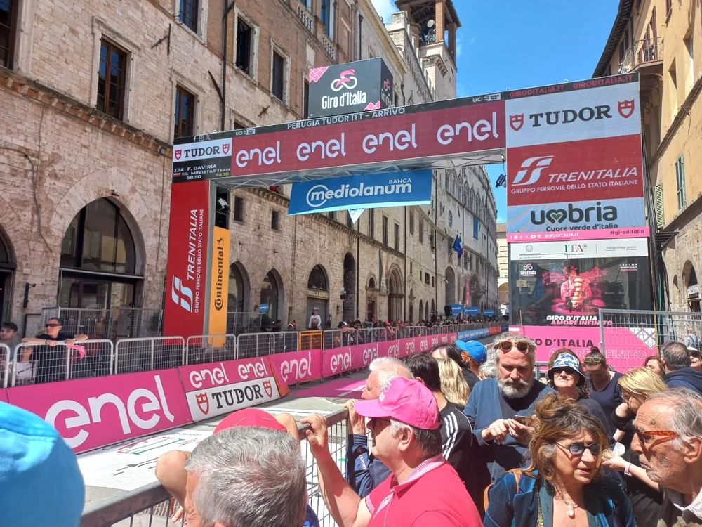 Centrul Istoric din Perugia, neîncăpător la Turul Italiei FOTO Ioan Buciumar