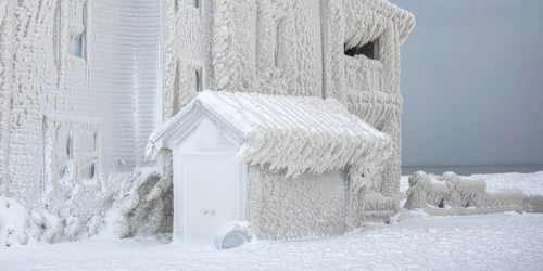 Case înghețate pe malul lacului Erie în nordul SUA FOTO Profimedia (1) jpg