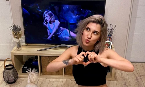 Adda  s-a luptat aproape trei ani cu boala Lyme Instagram