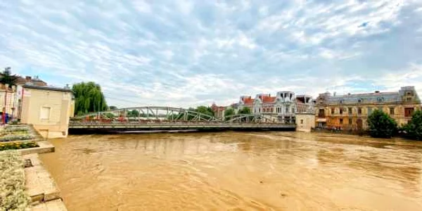 Pericol inundatii FOTO lugojeanul.ro