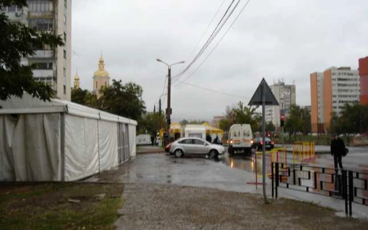 Corturi pe Splai Bahlui 