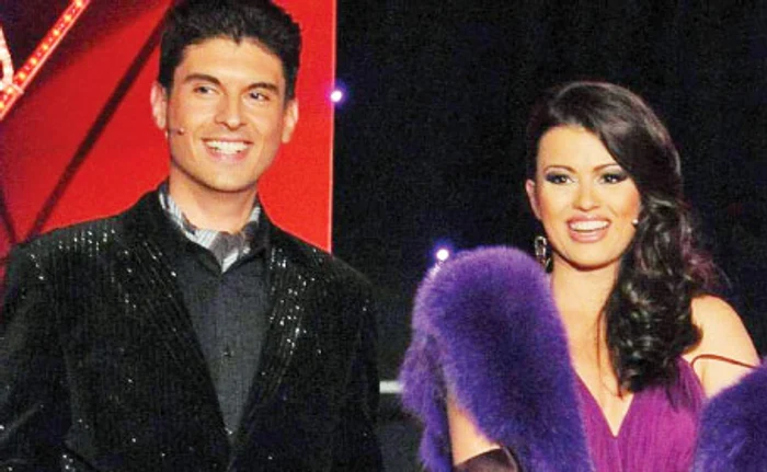 Oliver Popa şi Irninis Miricioiu, prezentatorii Revelionului Revelioanelor de la TVR 3