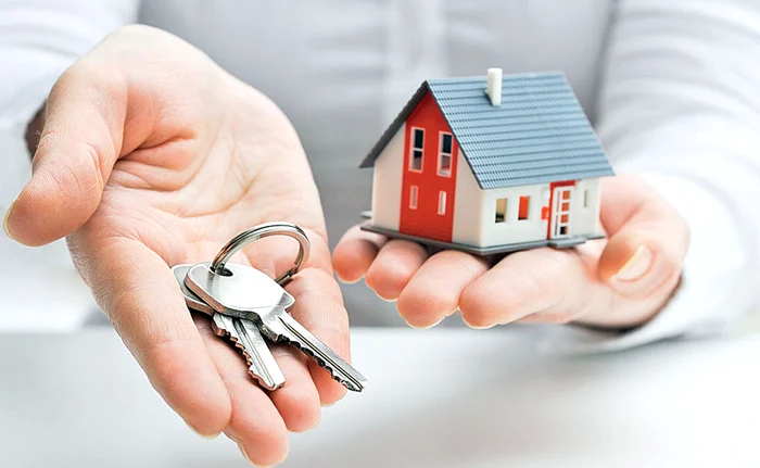 Iniţiatorii legii vor să-i scape pe români de povara ratelor la locuinţe