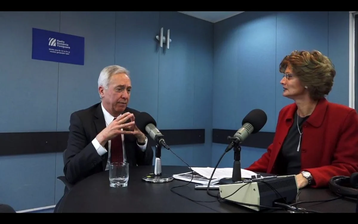 Ambasadorul SUA în România, în studioul Radio Timişoara FOTO Radio Timişoara