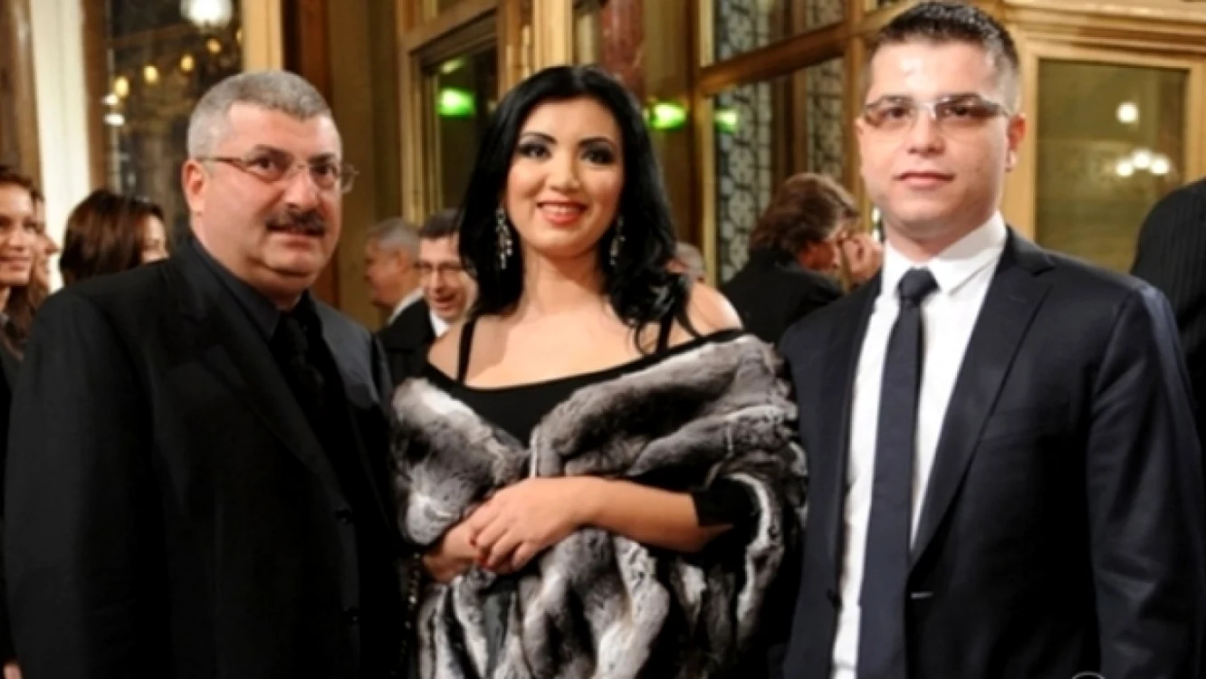 Silviu Prigoană, Adriana Bahmuţeanu şi Honorius într-o poză de familie din 2019 Foto arhivă