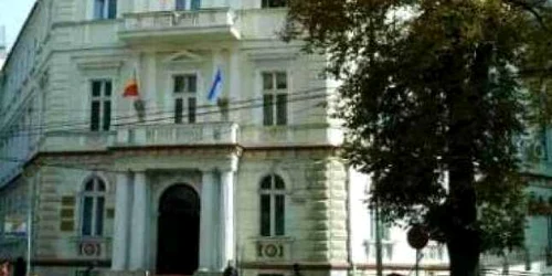 Începe vacanţa la Tribunal