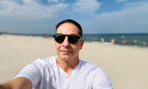 Dan Negru, pe plajă la Ibiza