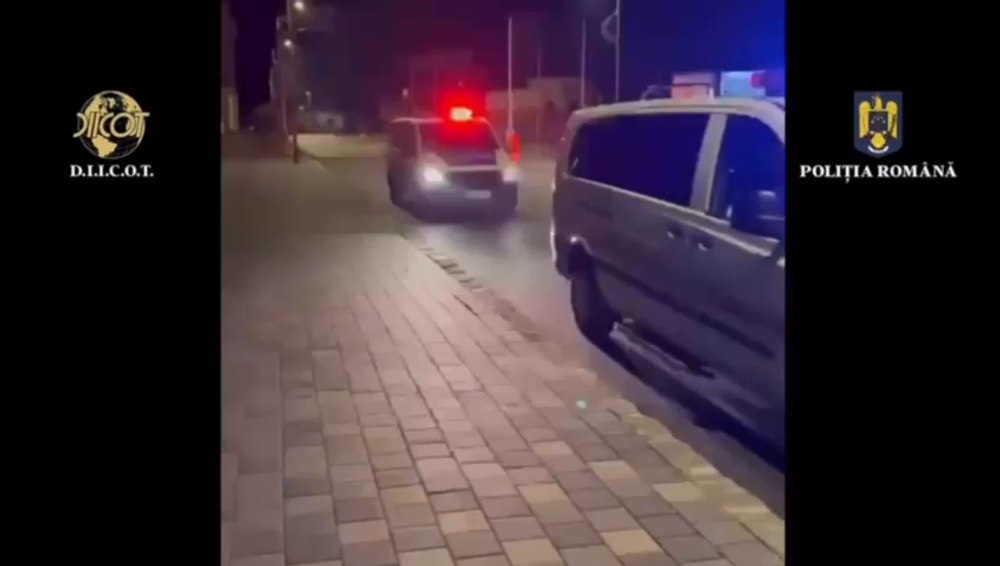 România, invadată de droguri și traficanți. Grupare care avea clienți elevi, anihilată. Nouă persoane sunt arestate VIDEO