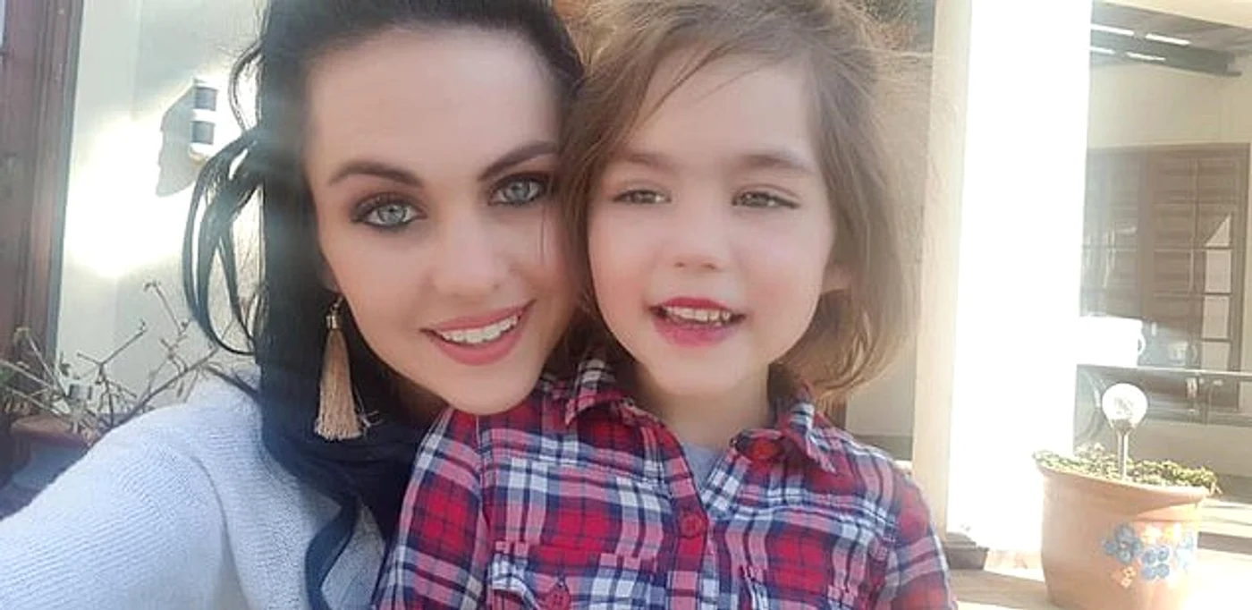 
    Fetiţa care a fost răpită, împreună cu mama ei, AngelineFoto: Facebook  