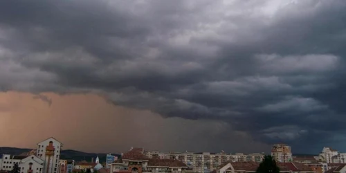 În weekend, cerul va fi mai mult înnorat
