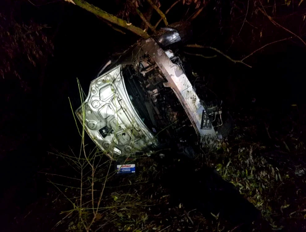 În autoturism erau șase persoane. FOTO ISU Teleorman