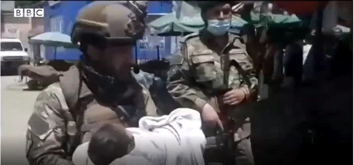 
    Copilul a fost mutat într-un alt spital imediat după atacfoto: captură YouTube  