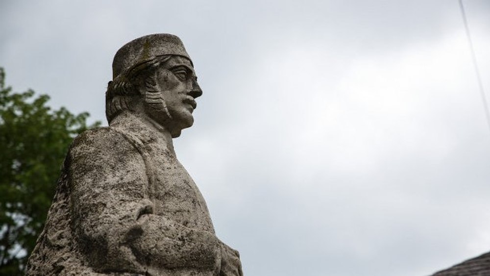 Controversa privind melodia Imnului Naţional al României: „Nu era alta decât romanța «Din sânul maicii mele»“ VIDEO 