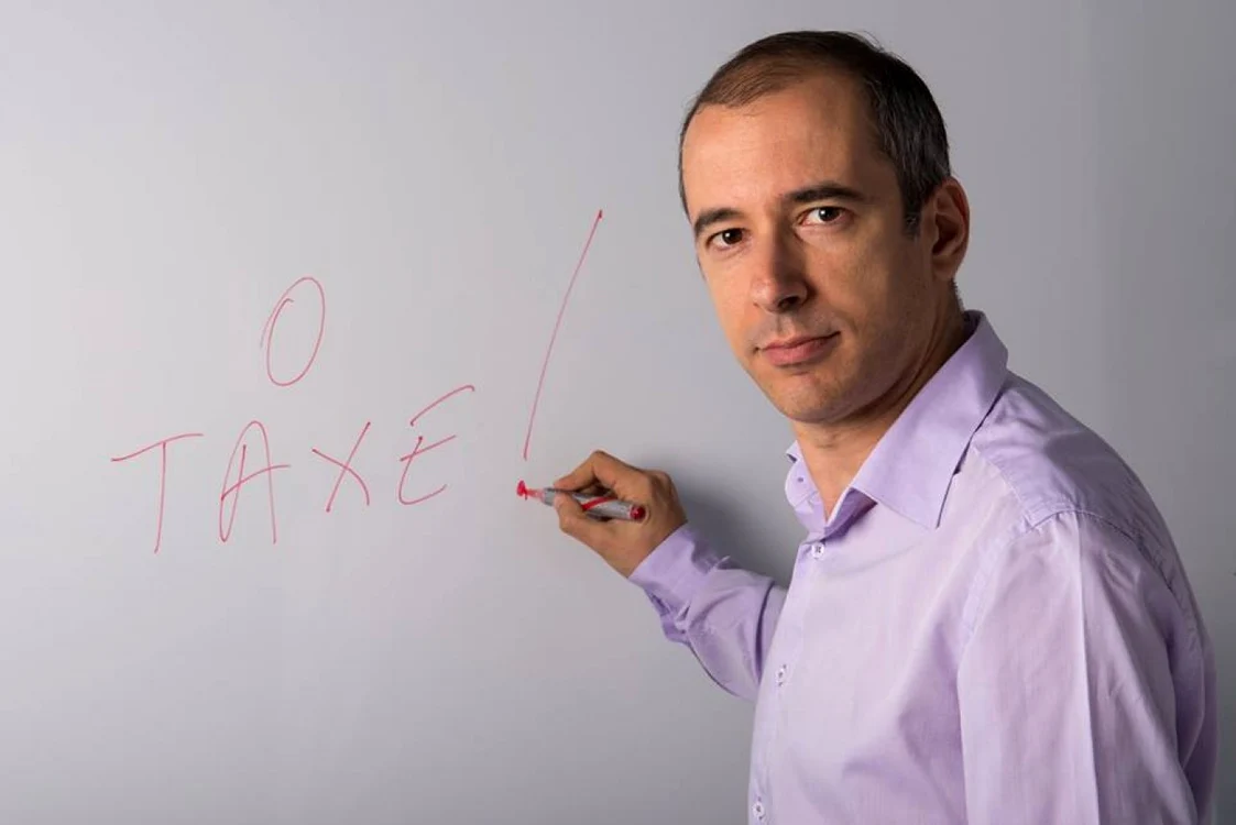 Bogdan Glăvan e expert în macroeconomie