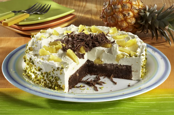 1 tort cu ananas jpg jpeg