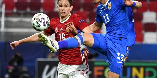  Fotbal Romania Ungaria Norbert Szenderi si Denis Ciobotariu pe Bozsik Arena din Budapesta Ungaria FOTO EPA-EFE / Tibor Illyes 