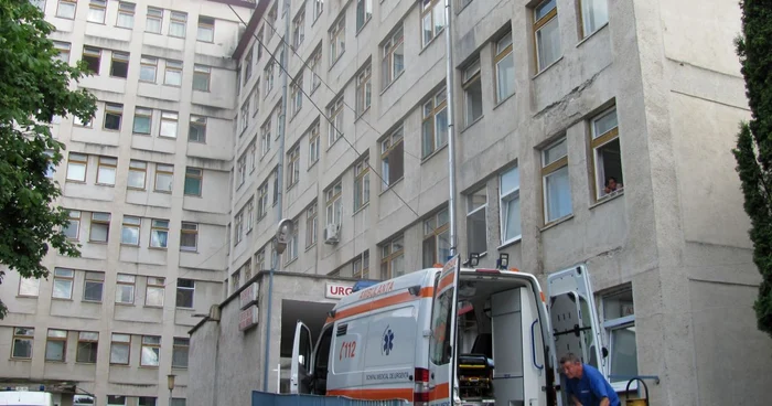 Medicii de la Spitalul Judeţean n-au putut face nimic pentru a salva viaţa pasagerului