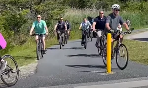 joe biden bicicleta jpg