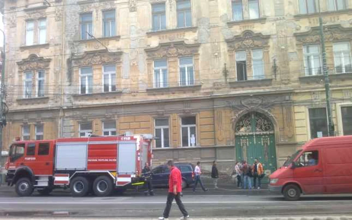 Trifu Cârpaci este acuzat că a încercat să pună mâna pe o clădire de pe strada 16 Decembrie, prin teroare Foto www.optm.ro