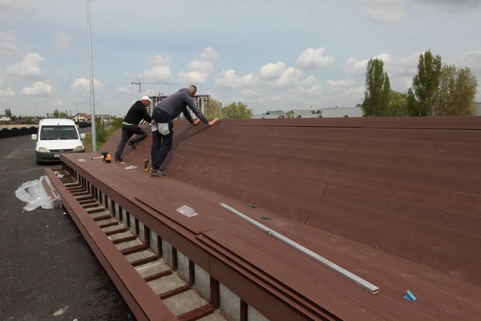 Băncile vor avea o lungime de 20 de metri