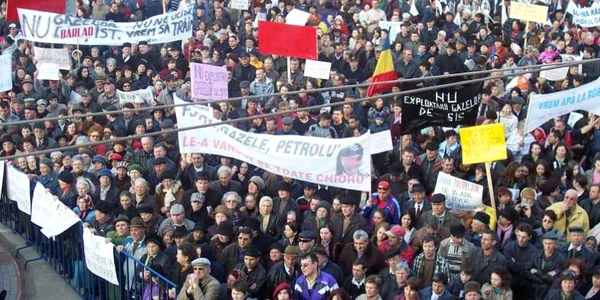 Miting împotriva gazelor de şist