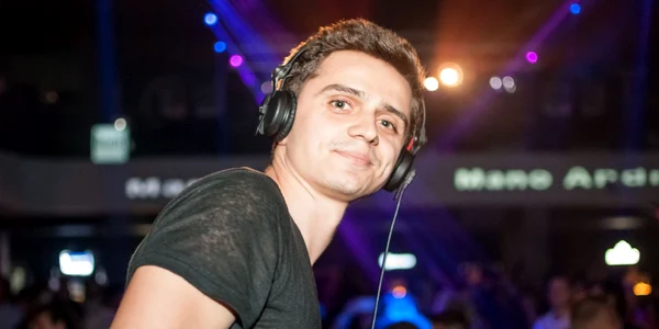 mano andrei dj burn studios