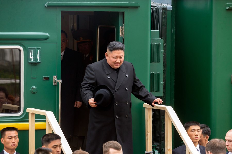 Bărci, avioane și tren blindat: Cum călătorește Kim Jong Un în străinătate | FOTO VIDEO