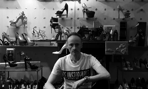 Mihai Albu pantofi muzeu jpeg