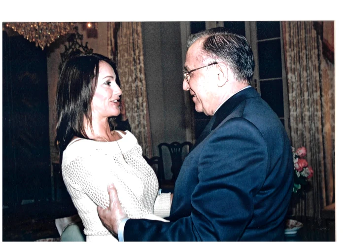 Foto 12. Ion Iliescu și Nadia Comăneci