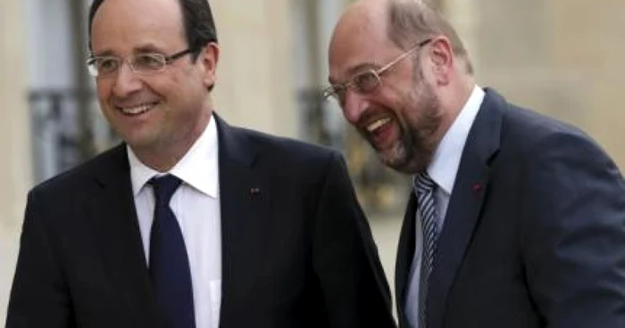 Francois Hollande (stânga) şi Martin Schulz (dreapta) la Elysee Palace din Paris