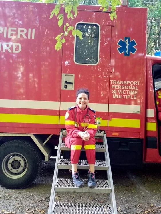 Alina Cigoli este primul medic rezident din Iași care a fost în misiune în spitalul din Suceava