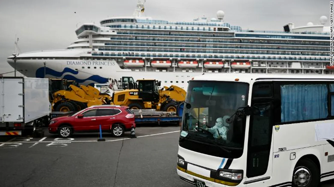 Nava de croazieră Diamond Princess are aproximativ 3.600 de persoane în carantină