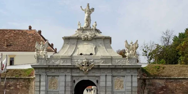 cetate alba