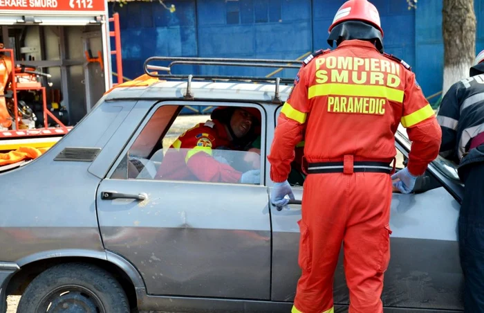 Recrutarea are loc din sursă externă