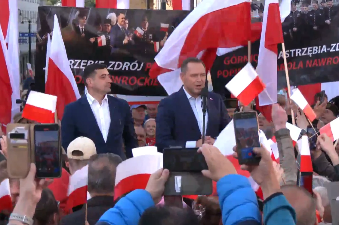 George Simion, la mitingul de susținere pentru Karol Nawrocki Foto: captura youtube