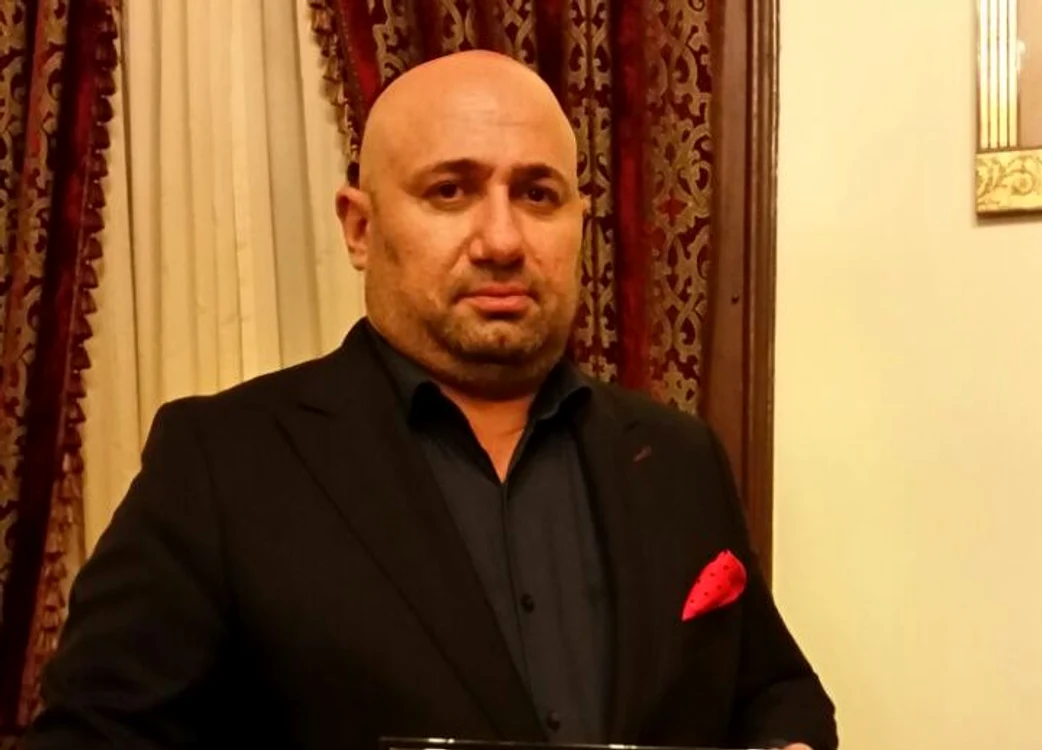 
    Cătălin Scărlătescu a renunţat pentru o seară la postura de chefFoto: Arhiva personală  