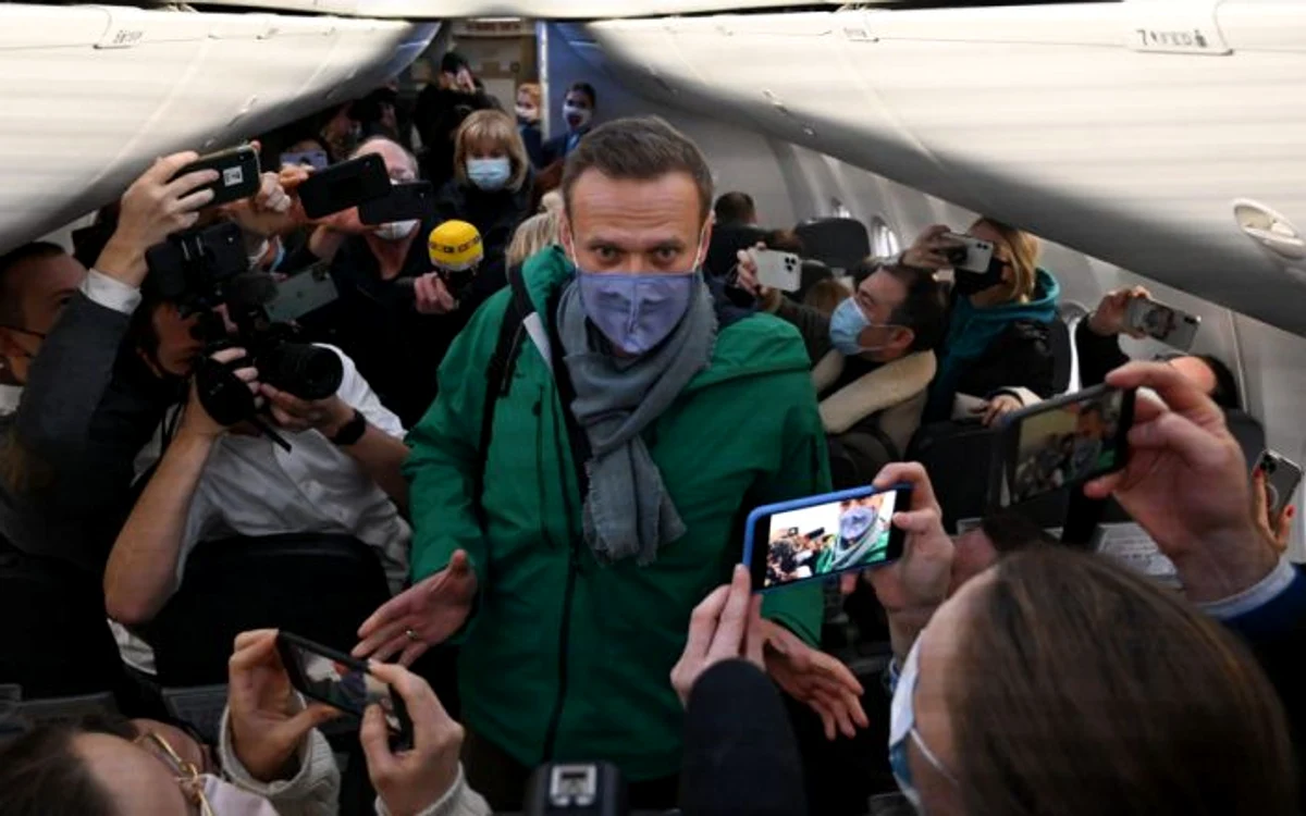 Alexei Navalnîi va rămâne în închisoare timp de 30 de zile Sursă foto: AFP
