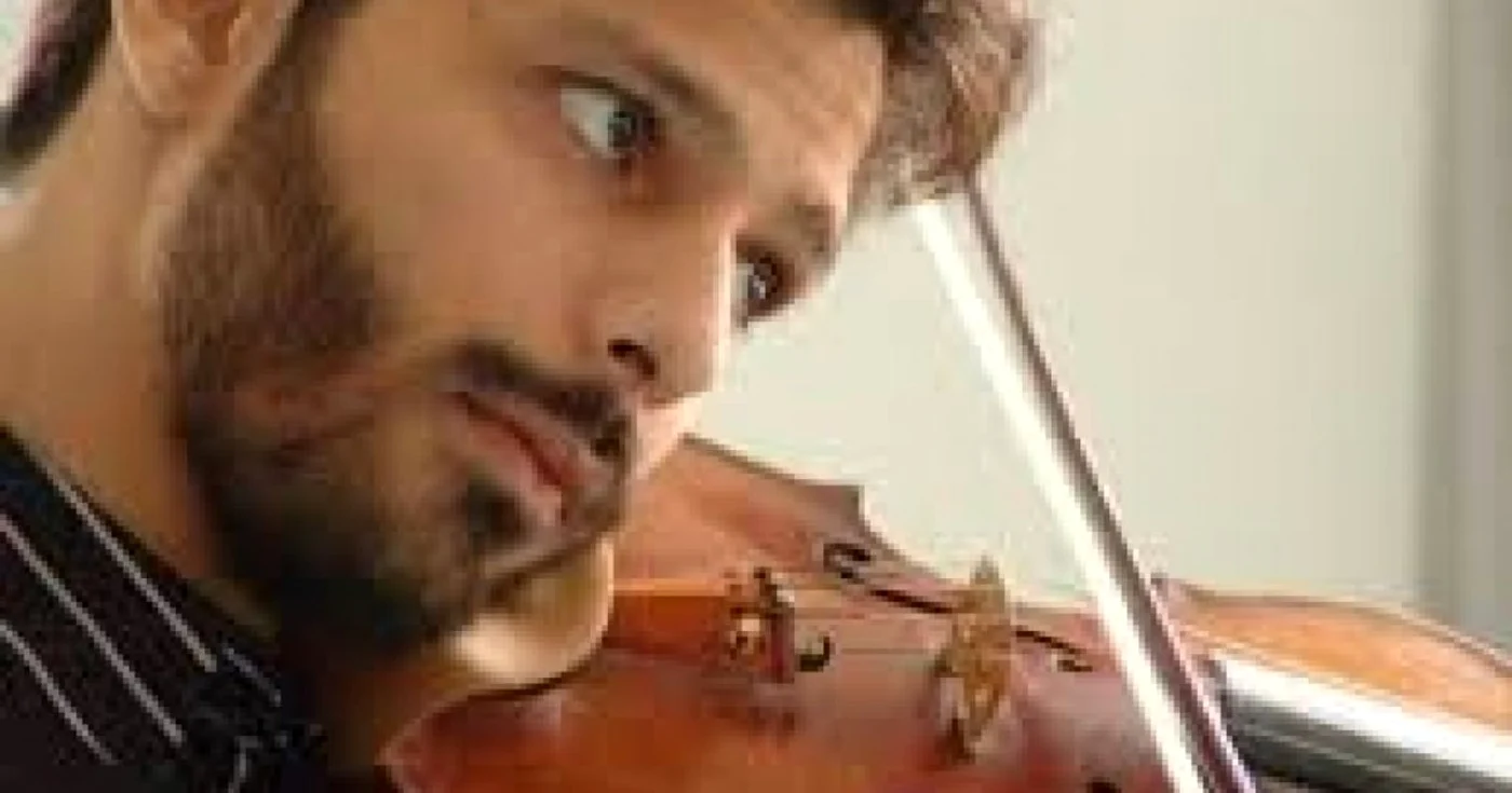 Violonistul Razvan Stoica