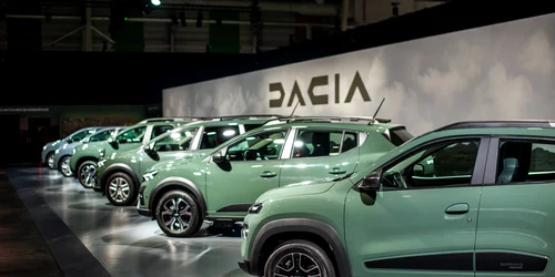 2022   Dacia Brand Manifesto (1) jpg