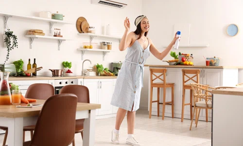 Odorizant de cameră  FOTO Shutterstock 