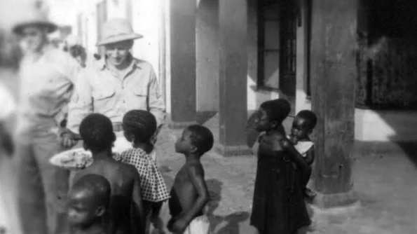 FOTO: Africa anilor '40  Între război şi tradiţie jpeg